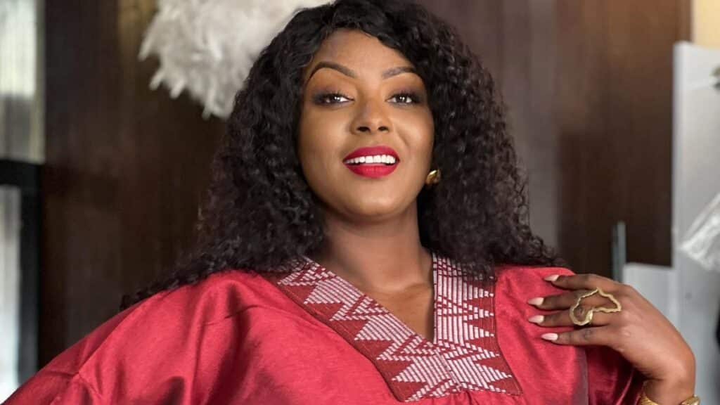 Décès de l’actrice sénégalaise Halima Gadji à Paris : une étoile de l’audiovisuel africain s’éteint